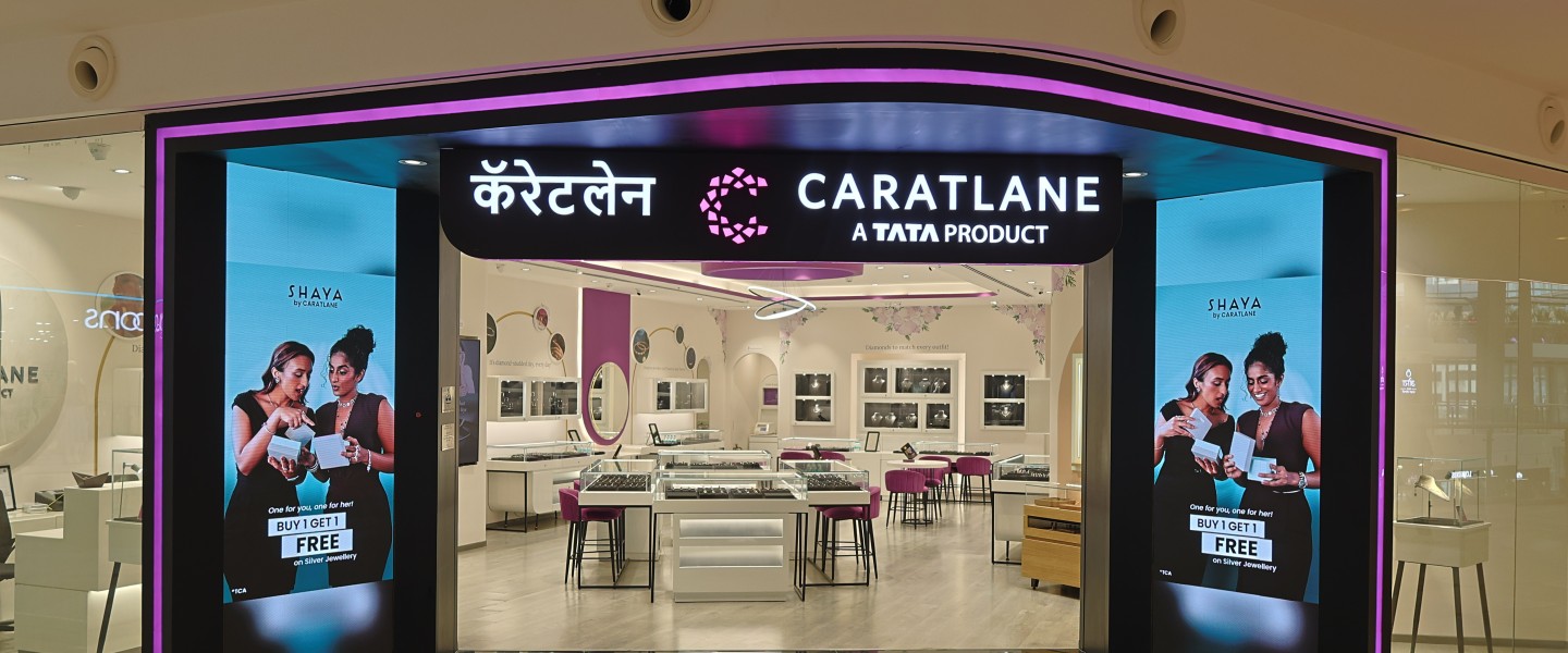 CaratLane Store at Sky City Mall